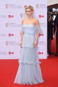 hqcelebcorner (7) (1).jpg