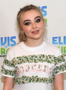 Sabrina_Carpenter-843328960.jpg
