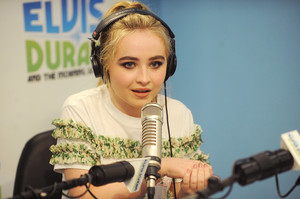 Sabrina_Carpenter-843329100.jpg
