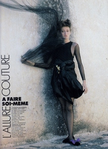 elle_fr_17_aug_1987_30.thumb.jpg.2ad7ae556da1dc4b1e39518858fbb4e2.jpg