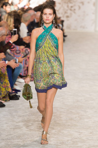 etro-rs18-5010.thumb.jpg.6bb511b46a8ec41a8e40382f4788c6f1.jpg