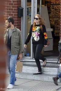 jessica-chastain-out-and-about-in-montreal-9717-14.JPG
