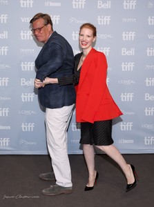 jessica-chastain-quotmollys-gamequot-press-conference-at-tiff-9917-15.JPG