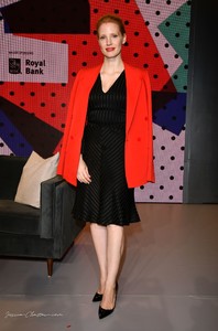 jessica-chastain-quotmollys-gamequot-press-conference-at-tiff-9917-16.JPG