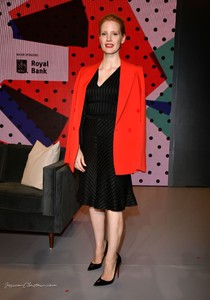 jessica-chastain-quotmollys-gamequot-press-conference-at-tiff-9917-17.JPG