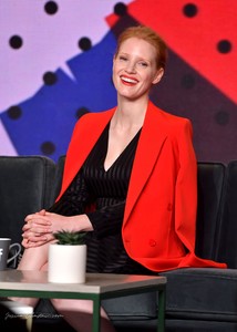 jessica-chastain-quotmollys-gamequot-press-conference-at-tiff-9917-18.JPG