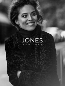 jones-new-york-the-impression-magazine-003-768x1024.thumb.jpg.43cf86f44387e352ab1d6eb9b4bab8f1.jpg