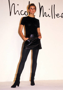 nicole-miller-fw-1994-2.thumb.jpg.d03ba79b47cada7da59cb4351a638d77.jpg