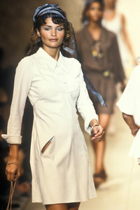 1_chloe-ss-1994-2_html.thumb.JPEG.bd748caa1934241fcd1147444332c632.JPEG