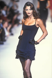 2_chloe-fw-1992-3_html.thumb.JPEG.3f0c31bf5a21214c9977a8c02fdd4096.JPEG