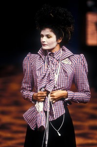 4_vivienne-westwood-ss-1994-5_html.thumb.JPEG.5df282724d1daaf0efd281ca40f5e1b7.JPEG