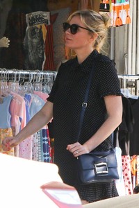 54028108_kirsten-dunst-013.jpg