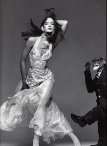 King_Vogue_Paris_March_1986_14.thumb.jpg.c1e31eb11d87fb6515a0f3a20805e586.jpg