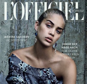 LOfficiel-Switzerland-October-2017-Jasmine-Sanders-by-Olivia-Frolich-1-2.thumb.jpg.fefb5b0f671a89a14dd4b20955316e95.jpg