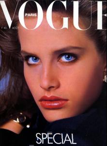 Vogue_Paris_1188.thumb.jpg.5ddf782d4c831a1061b71a15e5591e63.jpg