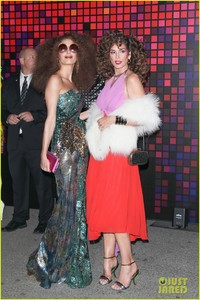 kaia-and-preley-gerber-team-up-for-casamigos-halloween-party3-06.jpg