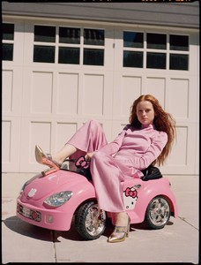 madelaine-petsch-flaunt-magazine-2017-4.thumb.jpg.7bdbfea2620469681618ec6482e5eb4a.jpg