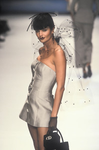 3_christian-dior-ss-1996-4_html.thumb.JPEG.618d8b72301d1e832f54e0f45e29e452.JPEG