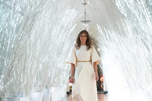 46BD637E00000578-5121597-First_lady_Melania_Trump_was_told_by_one_of_her_young_guests_tha-a-41_1511803146899.jpg