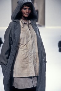 4_cerruti-fw-1994-5_html.thumb.JPEG.1618660f5bf224694d46fd1686af6809.JPEG