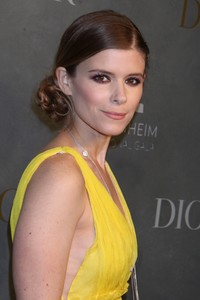 57336365_katemara_guggenheiminternationalgala2017-1.jpg