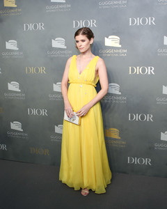 57336466_katemara_guggenheiminternationalgala2017-17.jpg