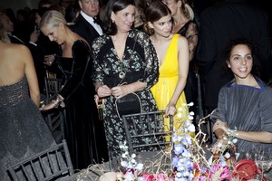 57336494_katemara_guggenheiminternationalgala2017-23.jpg