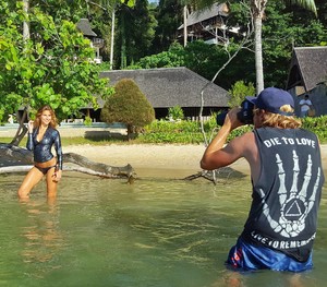 worldswimsuit - BHOprBChRyI.jpg