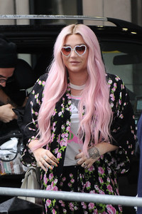  kesha151117BZNimage5.jpg