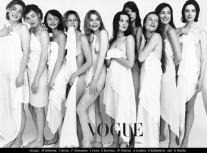 5a1af7af6b356_VogueFrance1996_1.thumb.jpg.1ff0b54fd452a4f474ddd841d9dc031c.jpg