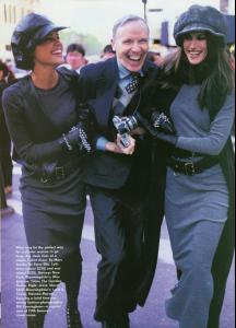 Elgort_Vogue_US_July_1992_02.thumb.jpg.8edcf3002c2b8d513453eb28e8bfefdd.jpg