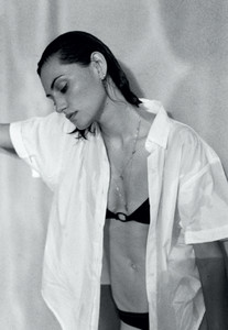 So-It-Goes-Magazine-Issue-10-Phoebe-Tonkin-James-Wright-12.thumb.jpg.2b6c742af7924802cb44f78ae6ea2ee9.jpg