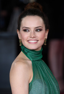 daisy-ridley-83.jpg