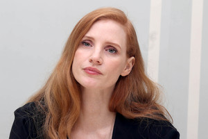 jessica-chastain-quotmollys-gamequot-press-conference-in-santa-monica-ca-11717-20.jpg