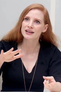 jessica-chastain-quotmollys-gamequot-press-conference-in-santa-monica-ca-11717-32.jpg