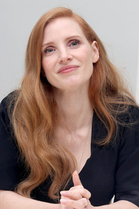 jessica-chastain-quotmollys-gamequot-press-conference-in-santa-monica-ca-11717-4.jpg