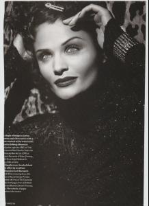 1995_01_UK_VOGUE_6.thumb.jpg.b0b2ce388d1b26bb65ea17adb1d84b70.jpg