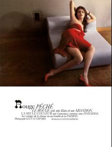 20626_VogueFR_DecJan2003-04_RougeP7ch3_02_122_343lo.thumb.jpg.e6a418ee0e03d0345d04eb341a34bc57.jpg