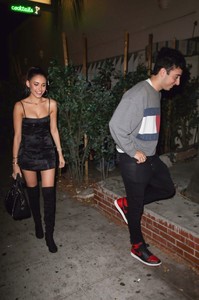58346281_madison-beer-in-west-hollywood-20171202-11.jpg