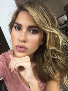 iamemilydawn - BPNkJE-hMJO.jpg