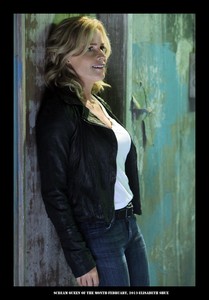 Elisabeth Shue - white blouse.jpg