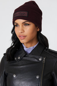 calvin_klein_calvin_klein_beanie_1278-000199-0287_01l.jpg