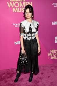 camila-cabello-2017-billboard-women-in-music-in-la-november-30-2017-6.jpg