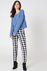 nakd_cropped_knitted_sweater_1035-000063-0428_03c.jpg