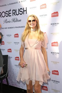 paris-hilton-her-new-perfume-promotion-in-sydney-11-30-2017-2.jpg