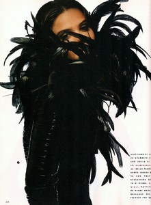 vogue_italia_aug_1990_59.thumb.jpg.79e0000f975105e6bb9677228c9bc994.jpg