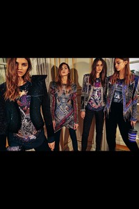 01-balmain-pre-fall-18.thumb.jpg.d822917b9e59b4c48dcc475e8726c21c.jpg