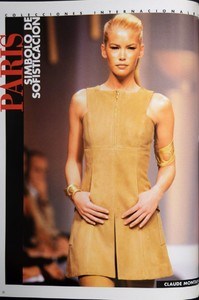 La Piel Moda International Edition  No 23 - 1997 - b - copia.jpg