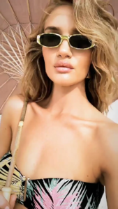 5a564228bc752_rosiehw15155360221688761025921109306_25096719.mp40158.thumb.png.ae1aebf97ccd7e29c0dbb29ff2c6060b.png