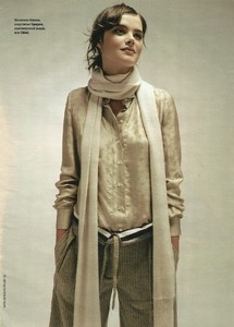 glamour_russ_nov_2005_karolina 6.jpg